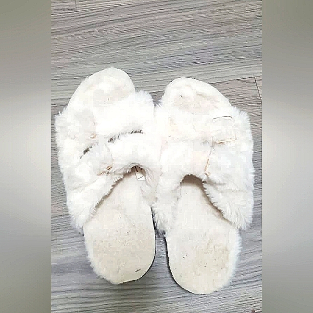 Womens Open Toe Slipper With Cozy Lining.High Quality Material.Fluffy Slippers🌴